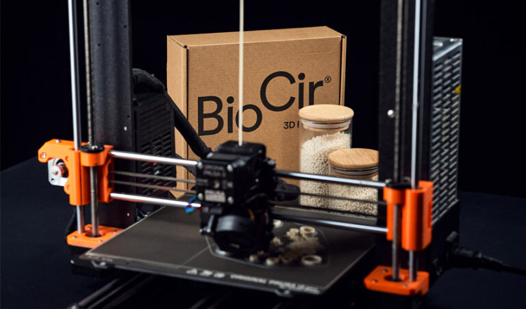 ماده‌ی زیست تخریب پذیر Balena برای پرینت سه بعدی در صنعت مد